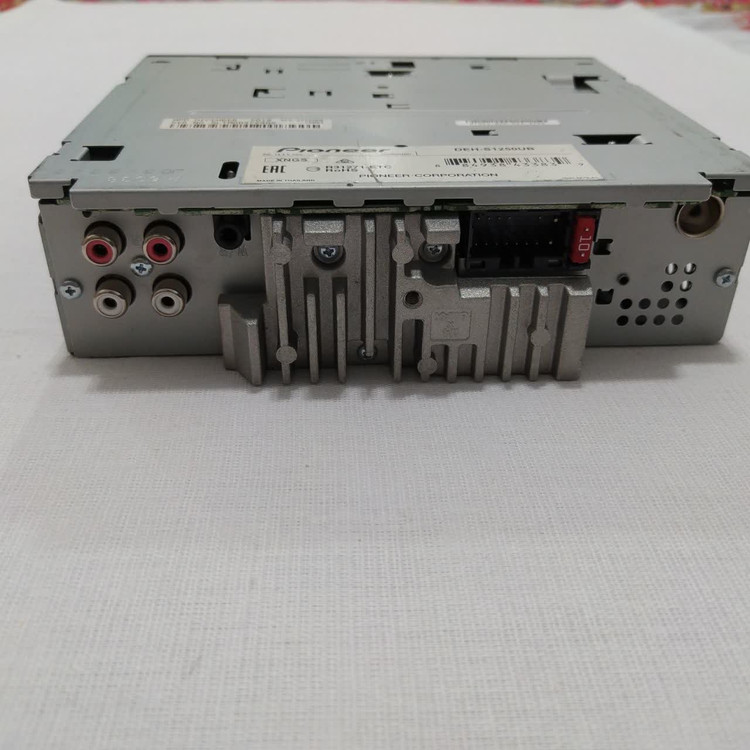 ضبط پایونیر ۱۲۵۰ Pioneer DEH-S1250UB چهارکانال